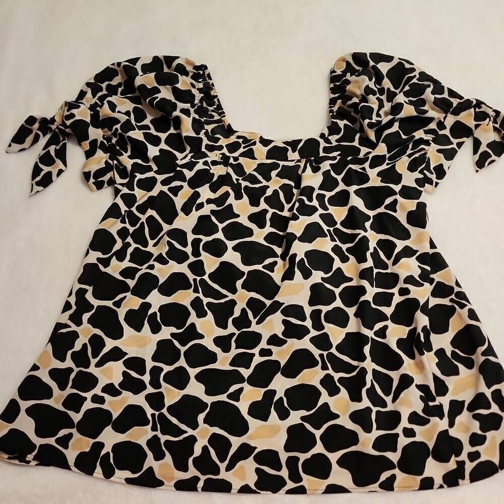 EUC Victor Costa Occasion Womens Animal Print Blouse Size XL